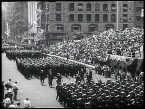 Monster Victory Parade Cheered By 2,500,000 In New York (1945)