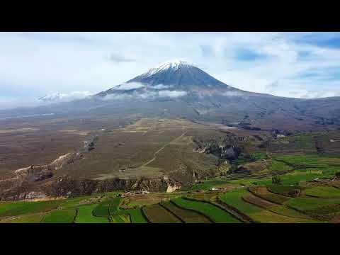 Chiguata y el volcán Misti - Arequipa, Perú 