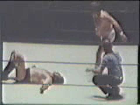 Blackjack Mulligan vs "Wr.Wrestling" Tim Woods