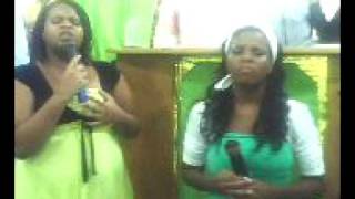 DAIANE E DANIELE FORÇA SANTA.