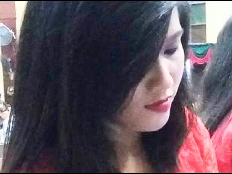 Shety Simamora  - Padan namose