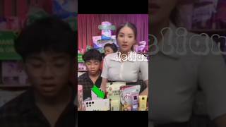 Download lagu Di luar nalar sarwendah di pangku betrand saat live streaming#viral #breakingnews #shorts mp3