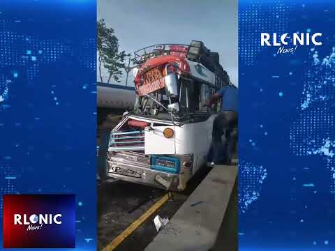 Bus de ruta Jalapa-Managua se estrella contra pipa en Tipitapa; varios pasajeros resultan lesionados