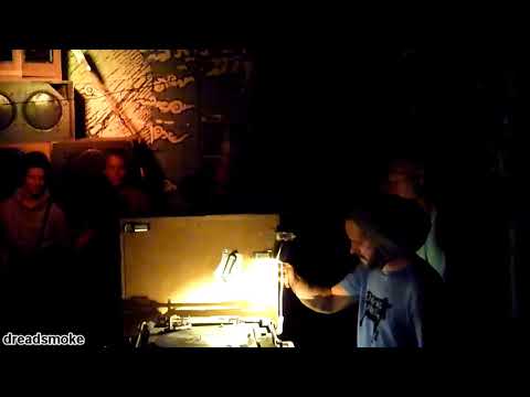 FORWARD FEVER ft saimn I (b) - What A Thing (roots Style)  @ Leaving Babylon (b) gent 200518