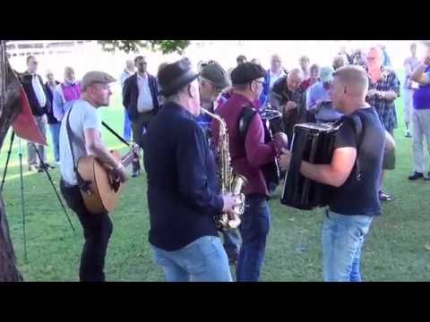 Ransäter 2016 Buskpill under treet