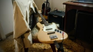 Video thumbnail for Grooving with a Fender jazz bass Highway One by JB Clases de Bajo Eléctrico