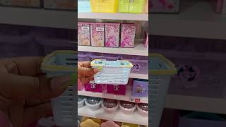 Download lagu the cutest Sanrio mini shopping baskets at  MINISO #sanrio #kuromi #myminisousa #minisoambassador mp3
