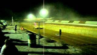 preview picture of video 'Northam Speedway 15-1-11 10 lapper slapper!'