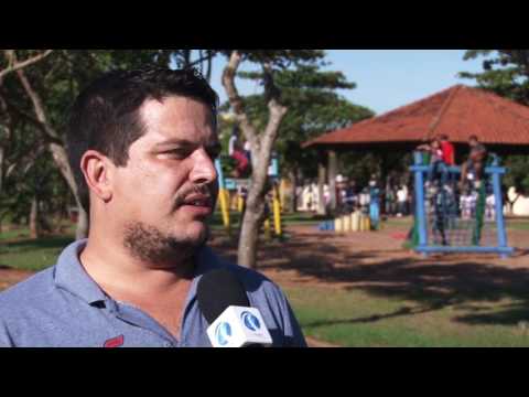 Prefeitura realiza conscientização sobre lixo em área pública