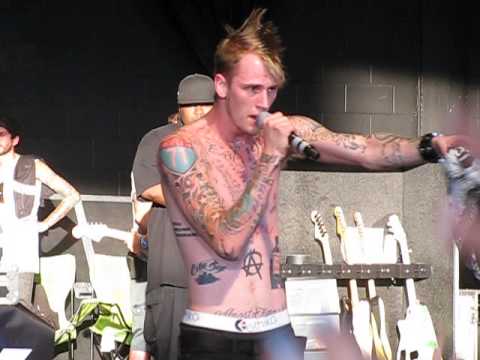 The Arsonist, Machine Gun Kelly