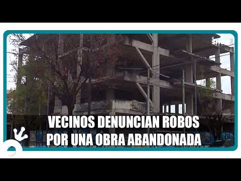 Vecinos de San Vicente viven un calvario por una obra abandonada hace 14 años