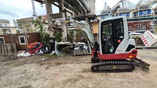 Mini-pelle Takeuchi TB225 à vendre - Image 4 | Machineryline BJ Mini-pelle Takeuchi TB225 | Image 4 - Machineryline