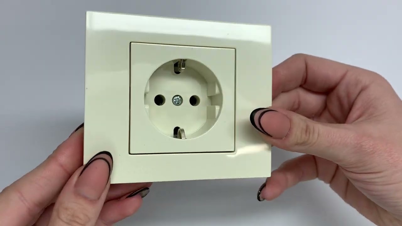 Розетка одинарна з/з OVIVO Grano крем (400-020300-217)