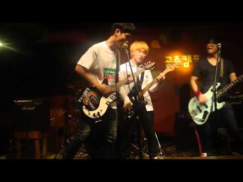 The Veggers - feed a state