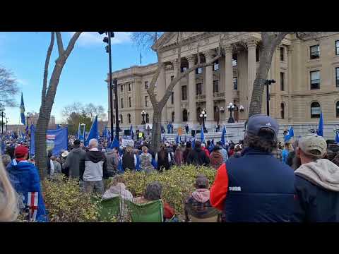 Raw Footage Alberta Independence Rally - Derek Smith (Unacceptable Fringe)
