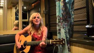 Honky Tonk Angels - Rhonda Vincent sings Kitty Wells