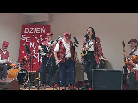 Kapela podwórkowa "Z kopyta"