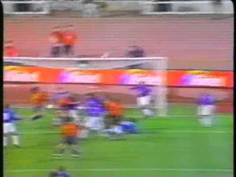 2000 (March 29) Spain 2-Italy 0 (Friendly).mpg