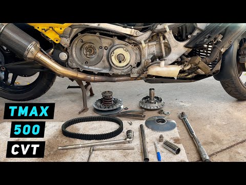 Yamaha Tmax 500 – Ausbau/Einbau des CVT (Kupplung/Riemen/Rollen) | Mitch's Scooter Stuff