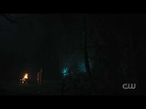 Riverdale 4x14 Varchie + Betty burn Jughead's beanie and their clothes, getting caught at home