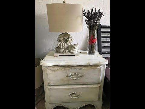 Chalk paint a dresser with dark wax - Anna Sloan style.. Part 1