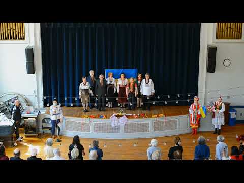 2022 Ukraine benefit (D.C.) 01 - SPIV-Zhyttya: National anthems of the U.S. and Ukraine