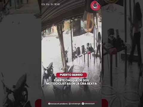 🚨 FUERTE CHOQUE ENTRE DOS MOTOCICLISTAS EN PUERTO BERRÍO DEJA UN HERIDO GRAVE.