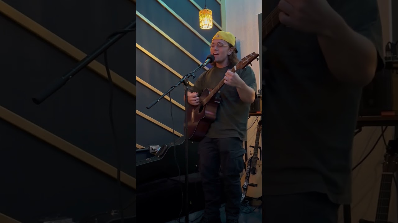Promotional video thumbnail 3 for Robert Val