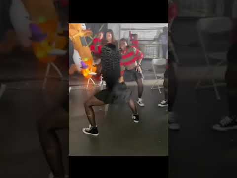 look how beautiful this is#dances#twerking#nigeria#schooldances