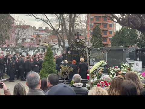 PINK.RS: Hafa Karić sahranjena - Ispraćena uz svoju pesmu, po poslednjoj želji