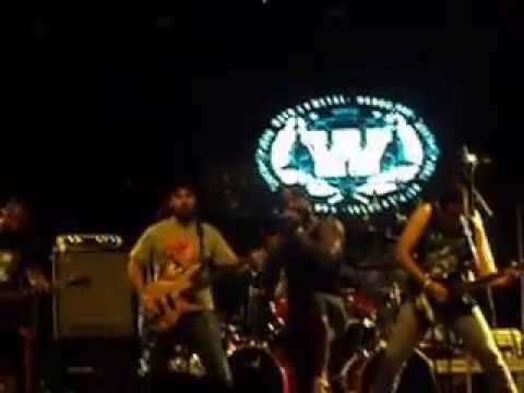 John Wayne - Lagrimas / Lets Mosh Fest 27/04/2013