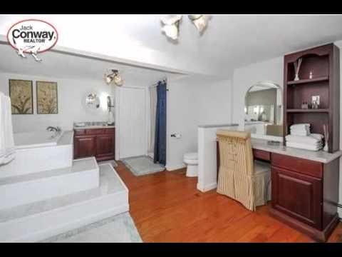 Real estate in Middleboro - Single Family property - Listed by Joyce Gerraughty , Jack Conway