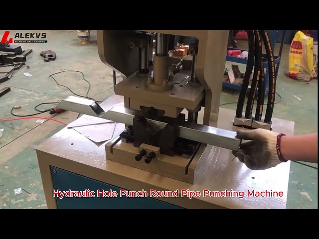 Vídeo da máquina hidráulica de perfuração de tubos redondos