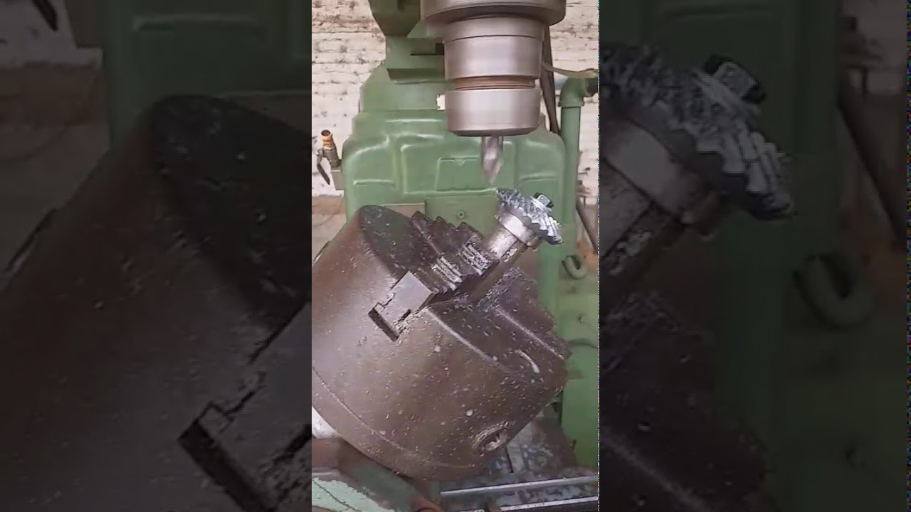 Fabricacion de engranaje cónico helicoidal 25 dientes.