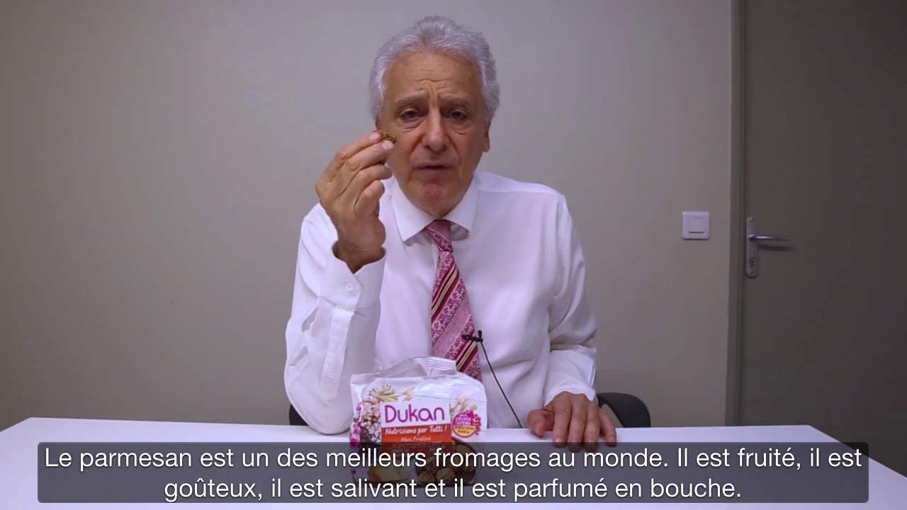Watch video Les mini sablés au parmesan (PRODUITS DUKAN) Les mini sablés au parmesan (PRODUITS DUKAN)