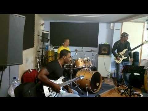 Bamboolaz "bay chabon.mp4"