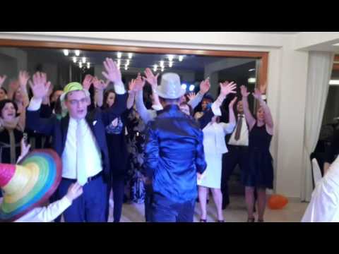 Animazione originale e divertente per Matrimoni - Convivium Vasto - Animatore Francesco Barattucci