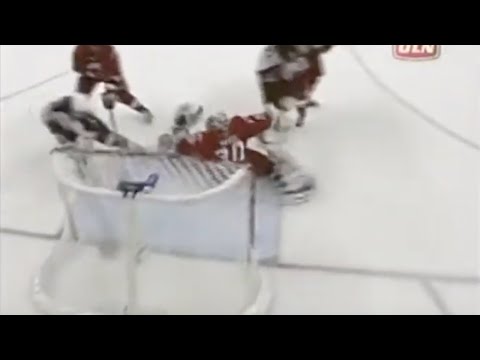Thomas Vanek Goal - Game 2, 2006 ECF Hurricanes vs. Sabres