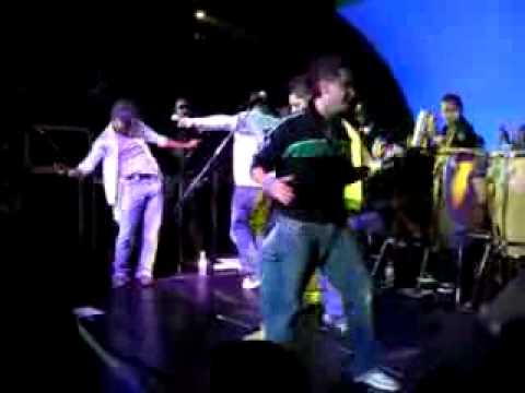 Elvis Crespo & Zone D' Tambora