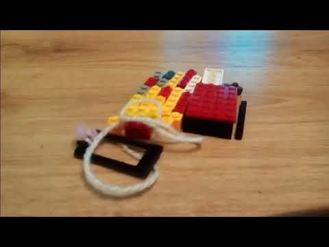 Как сделать нитный запускатель из лего