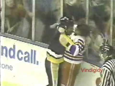 Rod Buskas vs Ron Greschner