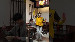 Download lagu If you re not a buddy how did you get the hang of it#Straight man#Gua Dan Shake#Wing Chun# mp3