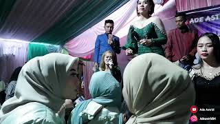 Download lagu MANUK KEPUDANG MEDLEY ADE ASTRID LIVE W/GERENGSENG TEAM mp3 Download lagu MANUK KEPUDANG MEDLEY ADE ASTRID LIVE W/GERENGSENG TEAM mp3