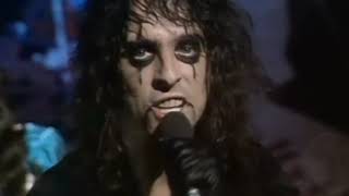 Alice Cooper - School's Out (The Facts)