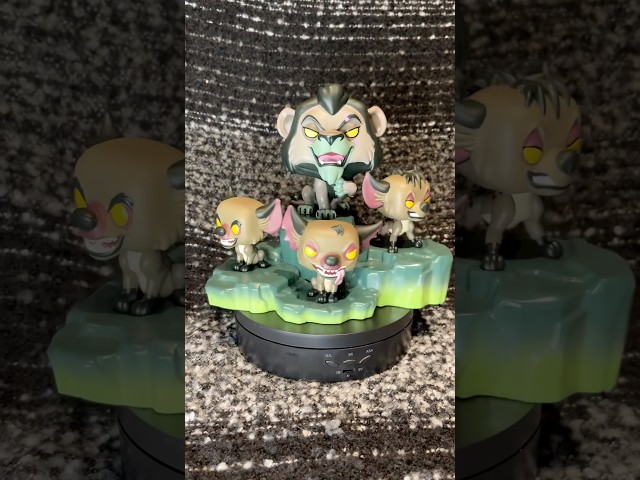 Vídeo relacionado con POP Disney Villains: The Lion King - Cicatriz con carne Specialty Series Funko Figura de vinilo (incluye funda protectora de caja compatible), multicolor, 3.75 pulgadas
