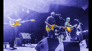 Nick Lowe with Los Straitjackets - Rome Wasn`t Built  In A Day