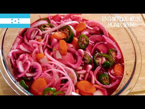 Como Hacer Cebollas ó Chiles en Vinagre |Encurtido Rojo Hondureño |La forma más rápida!