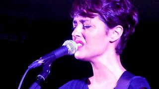 VEGA - Mi habitación - My Way (Valladolid) - 04/11/11.MTS