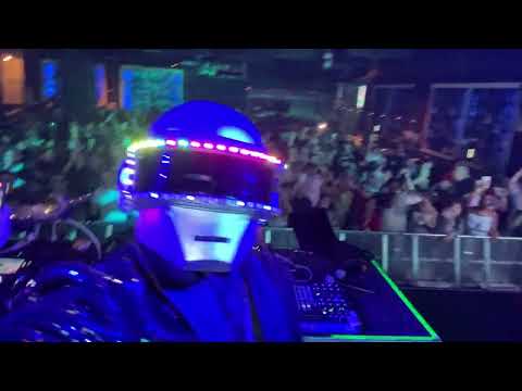 Play Video Youtube Video