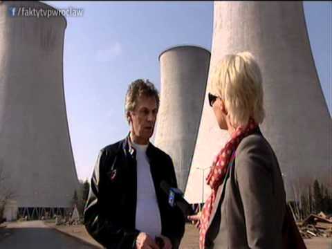 Runął komin elektrowni Turów, "Fakty" 17.03.2012